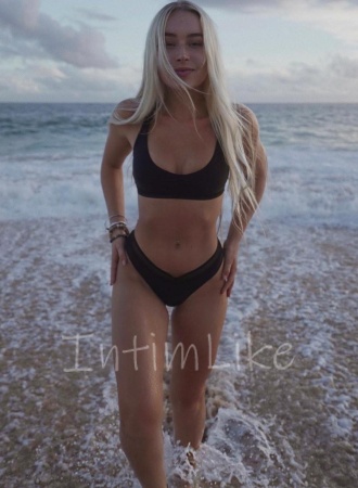 Модель Бекки №7043, 19 лет